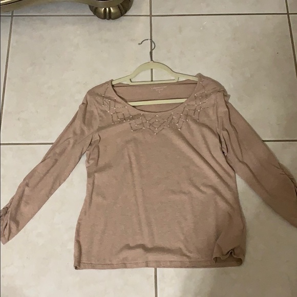 Top - Picture 2 of 4